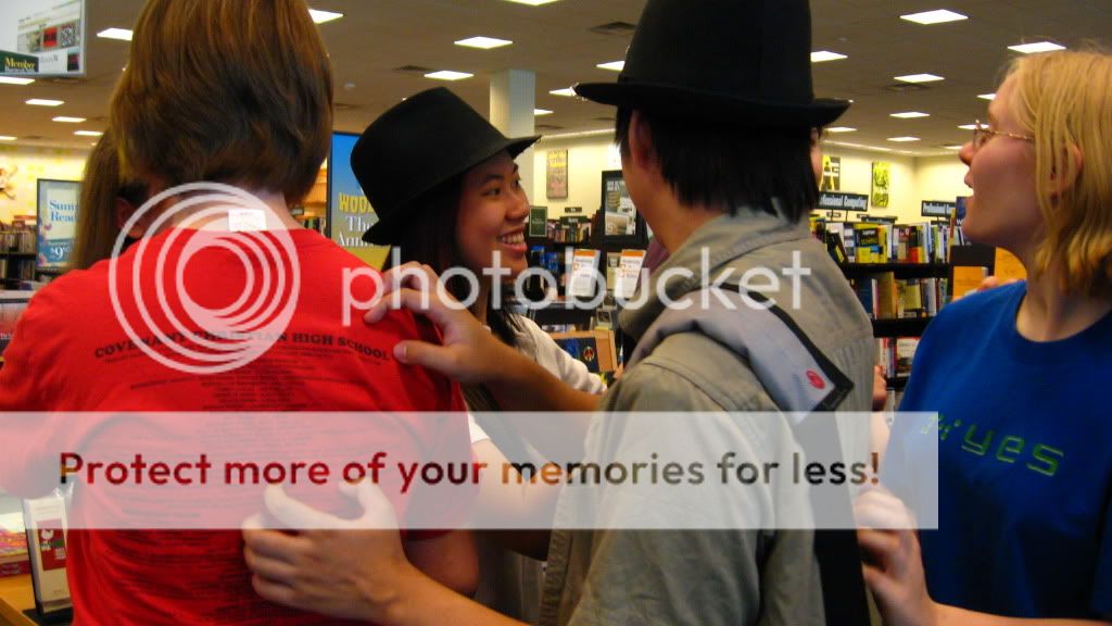 Back Scratching Circle Pictures, Images and Photos