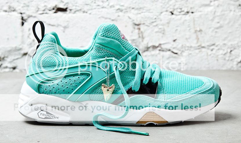 photo sharkbait-sneaker-freaker-blaze-of-glory-side_zpsacb1d29f.jpg