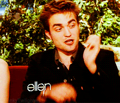 photo tumblr_luvtesbZN31qe0m9jo5_r1_250.gif
